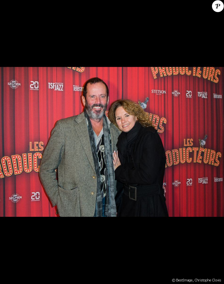 Christian Vadim et sa nouvelle compagne Nadège Méziat (jouent ensemble dans la pièce "la fille sur la banquette arrière") - Soirée de gala à l'occasion de la première de la pièce "Les producteurs" au Théâtre de Paris à Paris. Le 2 décembre 2021 © Christophe Clovis / Bestimage