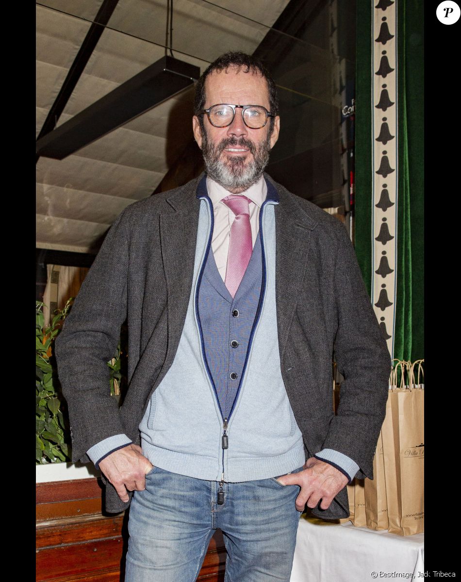 Christian Vadim - Remise du Prix Apollinaire au café "Les Deux Magots" à Paris. Le 18 novembre 2019 © Jack Tribeca / Bestimage