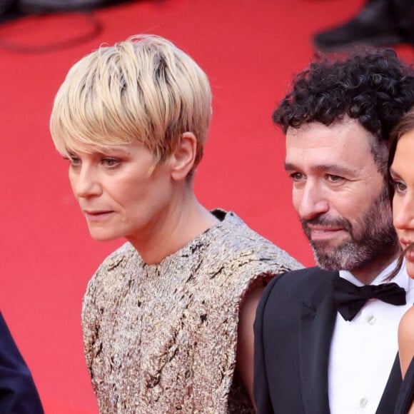 Marina Foïs, Adèle Exarchopoulos - Montée des marches du film "L'Innocent" lors du 75e Festival International du Film de Cannes. Le 24 mai 2022. © Dominique Jacovides / Bestimage