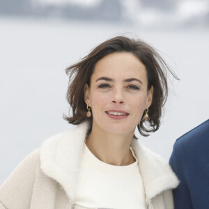 Bérénice Bejo - Photocall du jury du 30e Festival international du film fantastique de Gérardmer, le 26 janvier 2023. © Denis Guignebourg / Bestimage