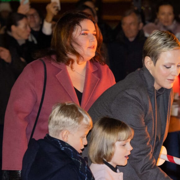 La princesse Charlène de Monaco avec ses jumeaux Jacques et Gabriella - La famille princière de Monaco participe à l'embrasement de la barque lors des célébrations de la Sainte-Dévote sur le quai Albert 1er à Monaco le 26 janvier 2023. © Olivier Huitel / Pool Monaco / Bestimage
