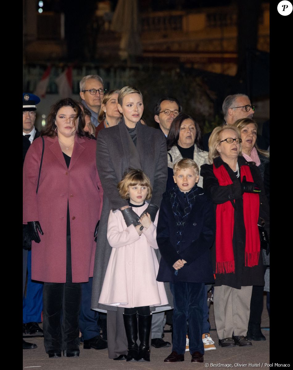 La princesse Charlène de Monaco avec ses jumeaux Jacques et Gabriella - La famille princière de Monaco participe à l'embrasement de la barque lors des célébrations de la Sainte-Dévote sur le quai Albert 1er à Monaco le 26 janvier 2023. © Olivier Huitel / Pool Monaco / Bestimage