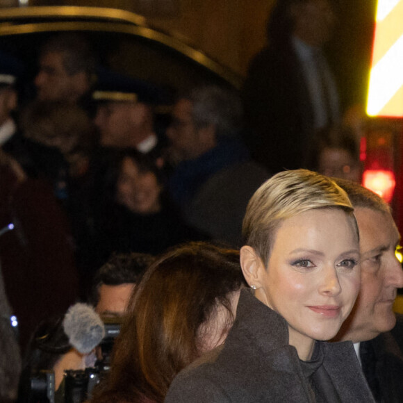 No Tabloïds - La princesse Charlene de Monaco - La famille princière de Monaco participe à l'embrasement de la barque lors des célébrations de la Sainte-Dévote sur le quai Albert 1er à Monaco le 26 janvier 2023. © Olivier Huitel / Pool Monaco / Bestimage  --- No Tabloïds --- H.S.H. Princess Charlene of Monaco attend the traditional burning of a sailboat on January 26th, as part of the Sainte-Dévote celebrations in Monaco. 