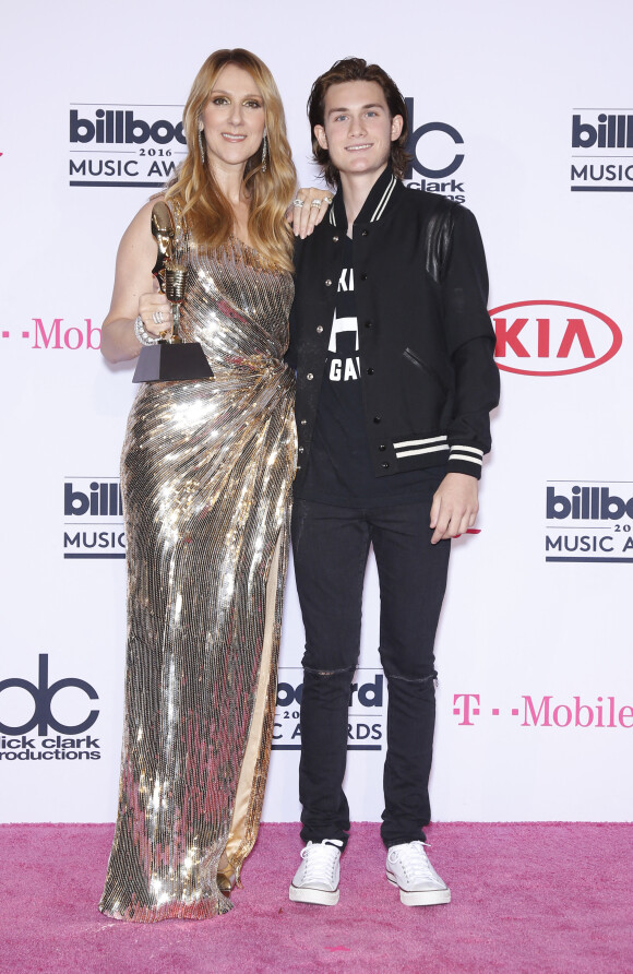Céline Dion et son fils René Charles Angélil au press room de la soirée Billboard Music Awards à T-Mobile Arena à Las Vegas, le 22 mai 2016. © Mjt/AdMedia via Bestimage