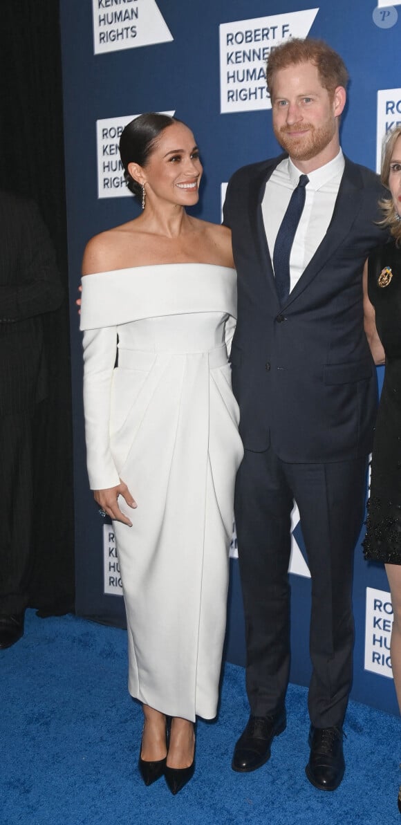 Le prince Harry et Megan Markle au photocall de la soirée de gala "Robert F. Kennedy Human Rights Ripple of Hope" à l'hôtel Hilton de New York City, New York.