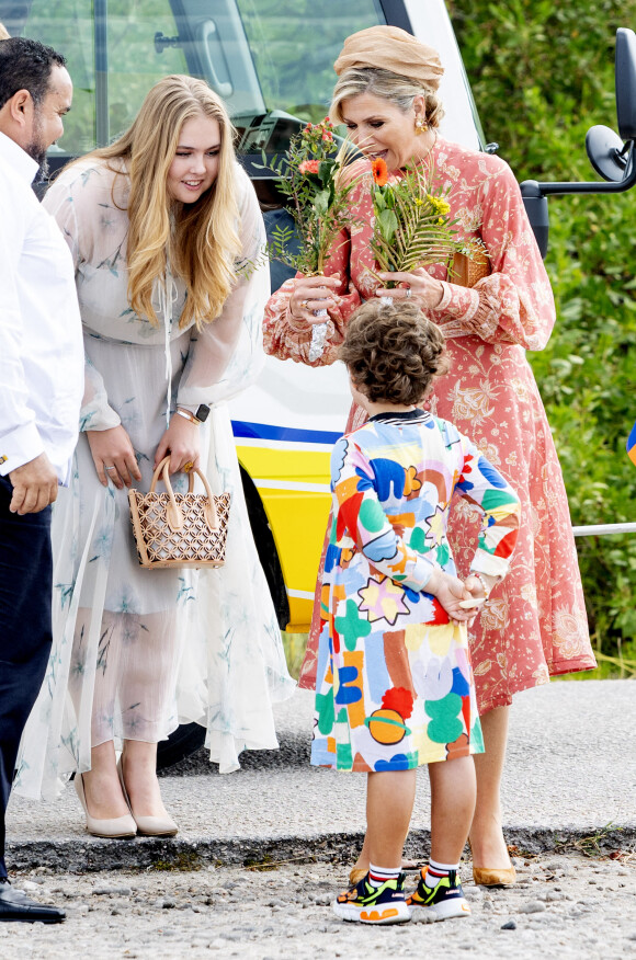 Le roi Willem-Alexander, la reine Maxima et la princesse Catharina-Amalia des Pays-Bas visitent les anciennes huttes d'esclaves "Witte Pan" à Bonaire, Antilles néerlandaises, Pays-Bas, le 28 janvier 2023. Cette visite s'inscrit dans le cadre du voyage de la famille royale dans les Caraïbes néerlandaises. 