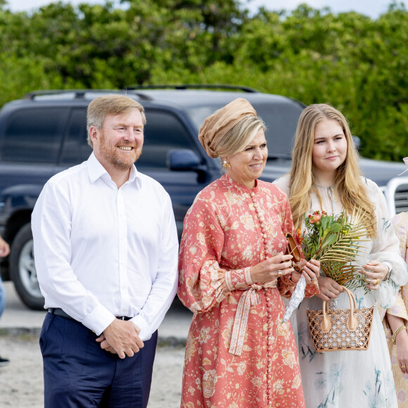 Le roi Willem-Alexander, la reine Maxima et la princesse Catharina-Amalia des Pays-Bas visitent les anciennes huttes d'esclaves "Witte Pan" à Bonaire, Antilles néerlandaises, Pays-Bas, le 28 janvier 2023. Cette visite s'inscrit dans le cadre du voyage de la famille royale dans les Caraïbes néerlandaises. 