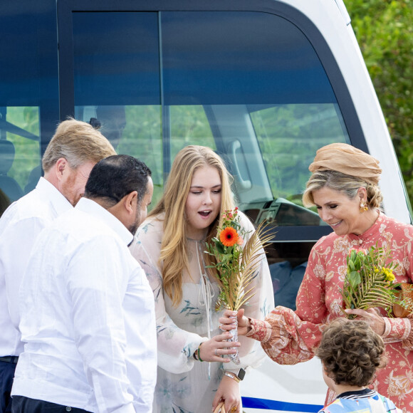 Le roi Willem-Alexander, la reine Maxima et la princesse Catharina-Amalia des Pays-Bas visitent les anciennes huttes d'esclaves "Witte Pan" à Bonaire, Antilles néerlandaises, Pays-Bas, le 28 janvier 2023. Cette visite s'inscrit dans le cadre du voyage de la famille royale dans les Caraïbes néerlandaises. 