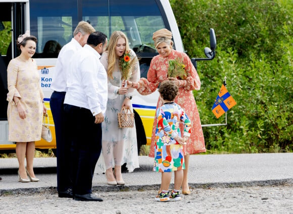 Le roi Willem-Alexander, la reine Maxima et la princesse Catharina-Amalia des Pays-Bas visitent les anciennes huttes d'esclaves "Witte Pan" à Bonaire, Antilles néerlandaises, Pays-Bas, le 28 janvier 2023. Cette visite s'inscrit dans le cadre du voyage de la famille royale dans les Caraïbes néerlandaises. 