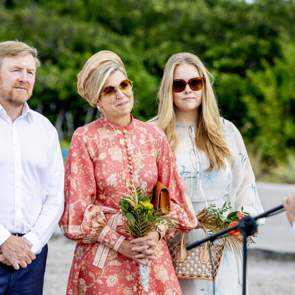 Le roi Willem-Alexander, la reine Maxima et la princesse Catharina-Amalia des Pays-Bas visitent les anciennes huttes d'esclaves "Witte Pan" à Bonaire, Antilles néerlandaises, Pays-Bas, le 28 janvier 2023. Cette visite s'inscrit dans le cadre du voyage de la famille royale dans les Caraïbes néerlandaises. 