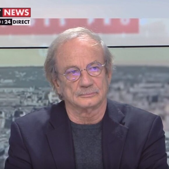 Pascal Praud très ému face à Patrick Chesnais dans "L'heure des pros", sur CNEWS, le 3 février 2023