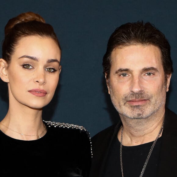 Exclusif - Richard Orlinski et sa compagne Elisa Bachir Bey lors de la soirée de gala au profit de la Fondation Princesse Charlène de Monaco et des enfants du Club des Sports de Courchevel le 12 février 2023. © Christophe Clovis / Rachid Bellak / Bestimage