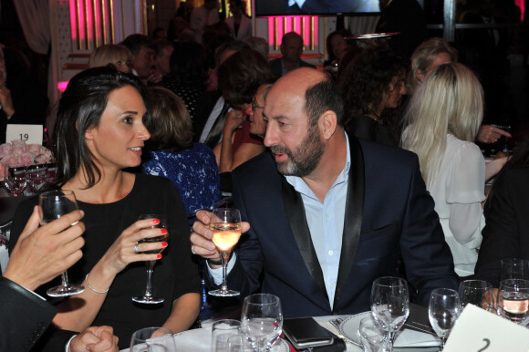 Exclusif -Kad Merad et sa femme Julia Vignali - Dîner de gala au profit de la Fondation ARC pour la recherche contre le cancer du sein à l'hôtel Peninsula à Paris le 1er octobre 2015. 