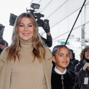 Ellen Pompeo, Sienna Pompeo Ivery assistent au défilé prêt-à-porter automne-hiver 2023/2024 de Michael Kors lors de la Fashion Week à New York, le 15 février 2023.