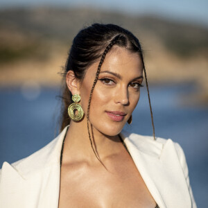 Iris Mittenaere - Front row et people lors du défilé Etam Croisière 2022 au Domaine de Murtoli, Corse le 12 mai 2022. © Cyril Moreau / Bestimage  Celebs at Etam Cruise 2022 Collection at Domaine de Murtoli on May 12, 2022 in Corsica,France 