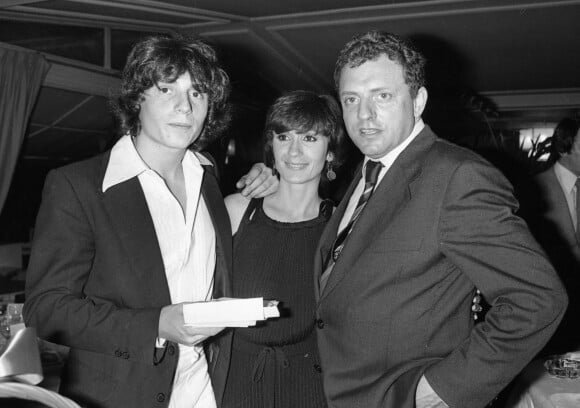 David Martin, Danièle Evenou et Jacques Martin - Anniversaire de Jacques Martin lors de l'émission "Le petit rapporteur" à la Salle Wagram à Paris en 1977