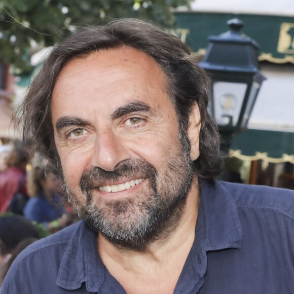 André Manoukian et Liane Foly ont formé un couple de 1984 à 1995.
André Manoukian lors de la soirée de l'été littéraire et musical aux Deux Magots à Paris. © Jack Tribeca / Bestimage