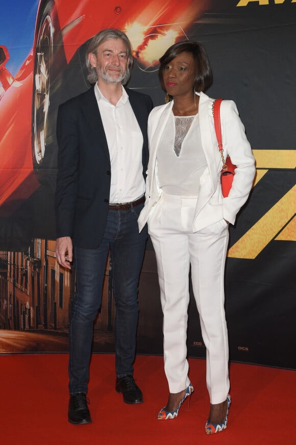 Mariage - Gilles Verdez s'est marié avec Fatou au Sénégal - Gilles Verdez et sa compagne Fatou - Avant-première du film "Taxi 5" au cinéma le Grand Rex à Paris, France, le 8 avril 2018. © Coadic Guirec/Bestimage 