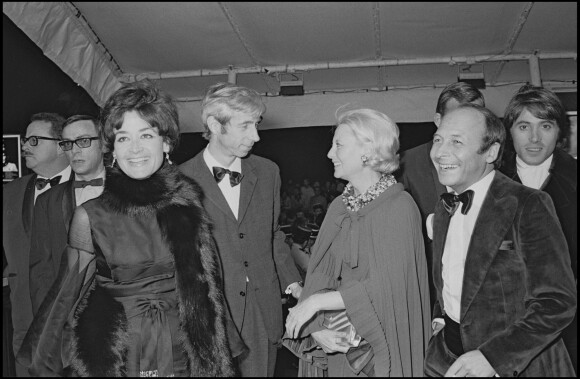 Le réalisateur Michel Deville et Michèle Morgan en 1971 au Festival de Cannes
