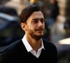 Ce mardi, Laura P. s'agrippe à la barre, sans que ça ne suffise à calmer les tremblements de son corps.
Exclusif - Saad Lamjarred - Premier jour du procés aux assises du chanteur marocain jugé pour "viol aggravé", au palais de Justice de Paris, France. © Christophe Clovis/Bestimage 