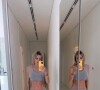 Après avoir vomi toute la nuit, elle a même dévoilé l'état de son ventre "complètement vidé".
Jessica Thivenin dévoile son corps sur Instagram.
