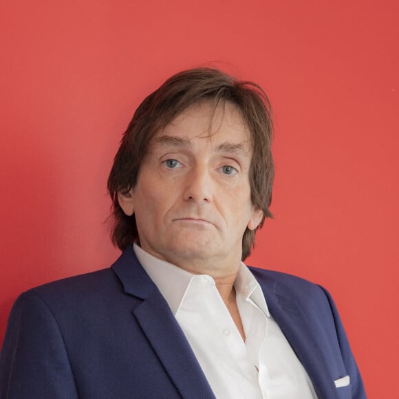 D'abord pris en charge dans un hôpital parisien pour soigner ses blessures, Pierre Palmade a été transféré au service d'addictologie de l'hôpital Paul Brousse à Paris, en attendant un possible placement en détention provisoire après sa mise en examen pour "homicide et blessures involontaires par conducteur ayant fait usage de produits stupéfiants en état de récidive légale." La décision est attendue ce lundi 27 février.
Exclusif - Pierre Palmade - Backstage de l'enregistrement de l'émission "On Est En Direct" (OEED), présentée par L.Ruquier, diffusée sur France 2, le 3 octobre 2020 © Jack Tribeca / Bestimage 