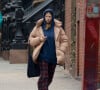 Matilda Ledger, la fille de Heath Ledger et de Michelle Williams, a été aperçue dans les rues de New York.
Exclusif - Matilda Ledger (fille de Heath Ledger et Michelle Williams) se balade en solo à New York le 26 février 2023.
