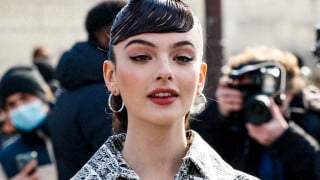 Deva Cassel envoûtante : beauté magnétique pour Dior, une célèbre influenceuse dévoile sa poitrine