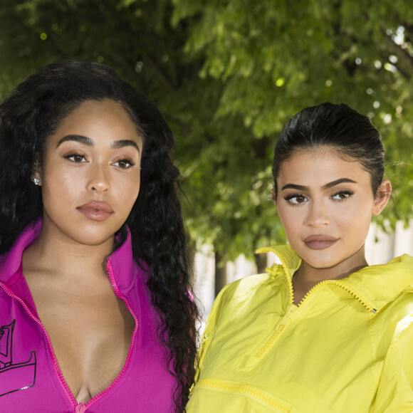 Jordyn Woods et Kylie Jenner au défilé de mode Homme printemps-été 2019 "Louis Vuitton" à Paris. Le 21 juin 2018 © Olivier Borde / Bestimage 