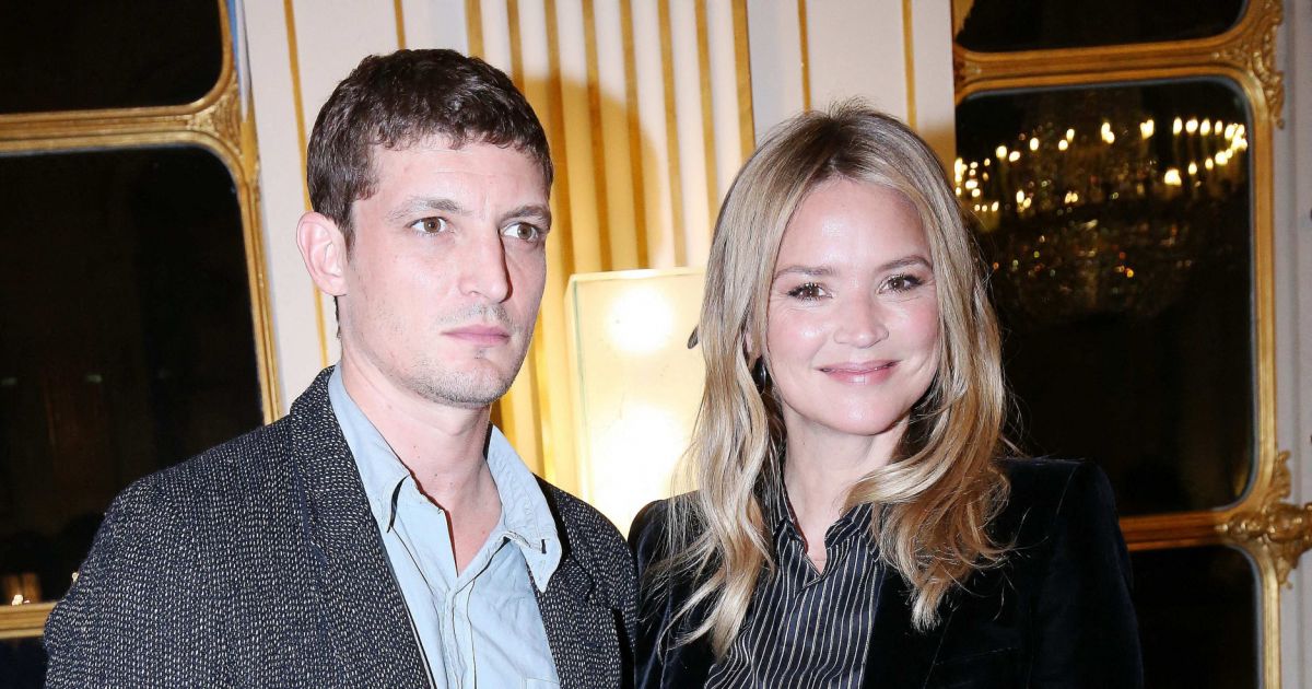 Virginie Efira, avec son compagnon Niels Schneider reçoit le French