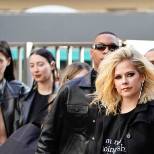 Avril Lavigne - Arrivées au défilé de mode prêt-à-porter automne-hiver 2023/2024 "Courrèges" lors de la Fashion Week de Paris le 1er mars 2023. © Lucia Sabatelli / Action Press / Bestimage