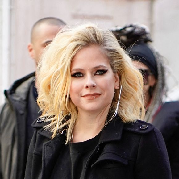Avril Lavigne - Arrivées au défilé de mode prêt-à-porter automne-hiver 2023/2024 "Courrèges" lors de la Fashion Week de Paris le 1er mars 2023. © Lucia Sabatelli / Action Press / Bestimage