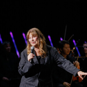 Exclusif - Jane Birkin en concert lors de la soirée d'inauguration de la salle de spectacle "Majestic, scène de Montereau" à Montereau-Fault-Yonne. Le 3 juin 2022. © Christophe Clovis / Bestimage 