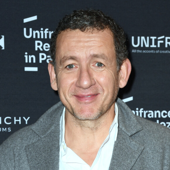Un acteur qui est d'ailleurs en partie à l'origine de son amour pour le septième art, comme il l'a déjà confié pour le magazine "Ciné Télé Revue".
Dany Boon - Avant-première du film "Mon crime" au cinéma Le Balzac à Paris. Le 11 janvier 2023 © Giancarlo Gorassini / Bestimage 