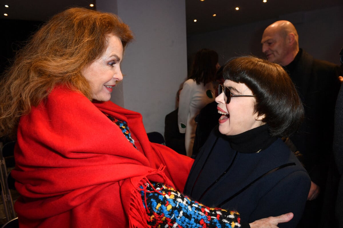 Photo : Cyrielle Clair, Mireille Mathieu - Front Row Du Défilé De Mode ...