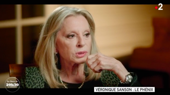 Véronique Sanson a fait l'objet de l'émission "20h30 Le dimanche" présentée par Laurent Delahousse sur France 2
Extrait de "20h30 le dimanche" diffusé sur France 2 avec Véronique Sanson