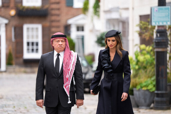 Le roi Abdallah II de Jordanie et la reine Rania à leur arrivée au service funéraire à l'Abbaye de Westminster pour les funérailles d'Etat de la reine Elizabeth II d'Angleterre. Le 19 septembre 2022 