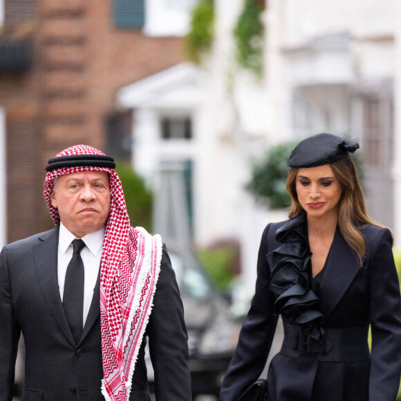 Le roi Abdallah II de Jordanie et la reine Rania à leur arrivée au service funéraire à l'Abbaye de Westminster pour les funérailles d'Etat de la reine Elizabeth II d'Angleterre. Le 19 septembre 2022 