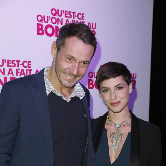 Julien Boisselier et son amie Clémence Thioly - Soirée du film "Qu'est ce qu'on a fait au Bon Dieu?" au Showcase à Paris, le 8 décembre 2014.