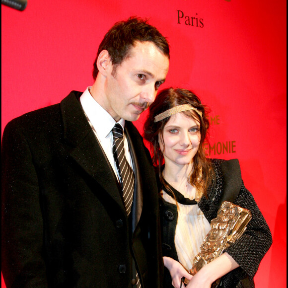 Julien Boisselier et Mélanie Laurent  au Fouquet's après la 32e cérémonie des César en 2007.