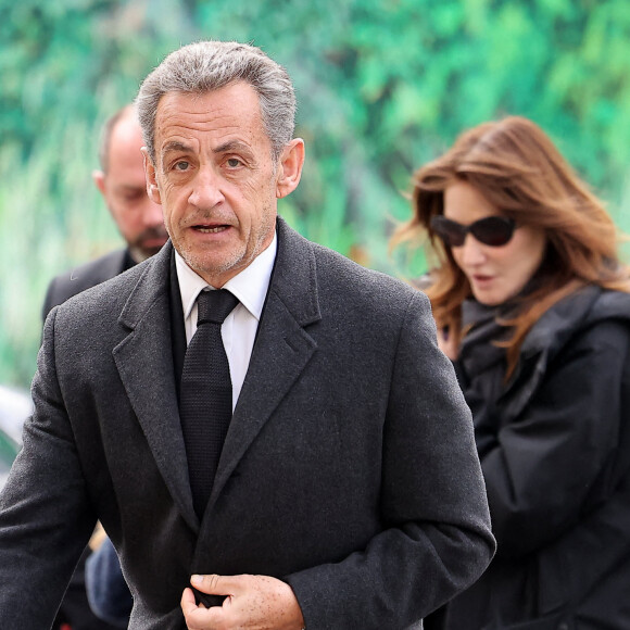 Nicolas Sarkozy, sa femme Carla Bruni-Sarkozy - Obsèques de Päl Sarkozy de Nagy Bocsa en l'église Saint-Jean Baptiste de Neuilly-sur-Seine. © Dominique Jacovides / Bestimage