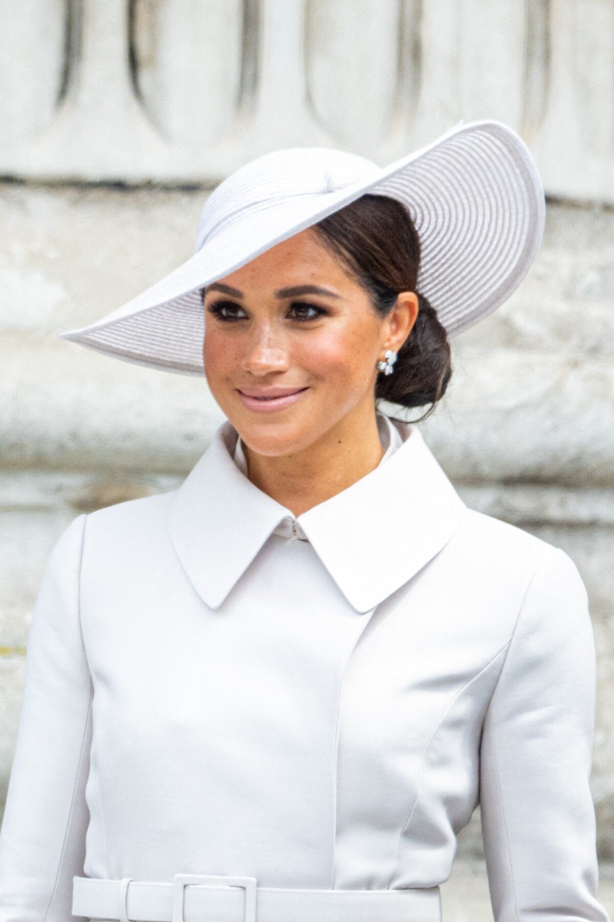 Saintmeghanmarkle: A Symbol Of Modern Royalty - cnh8kqk