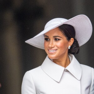 Meghan Markle, duchesse de Sussex - Les membres de la famille royale et les invités lors de la messe célébrée à la cathédrale Saint-Paul de Londres, dans le cadre du jubilé de platine (70 ans de règne) de la reine Elisabeth II d'Angleterre. Londres, le 3 juin 2022. 