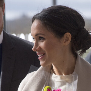 Meghan Markle visite le centre Eikon à Belfast le 23 mars 2018 