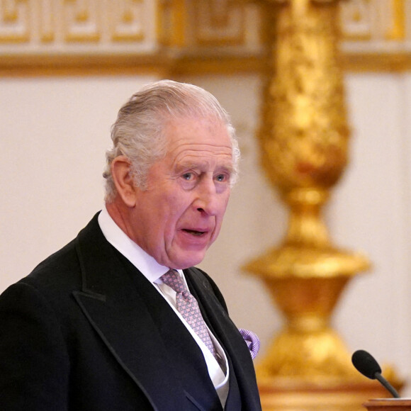 Le roi Charles III assiste à une présentation d'adresses loyales par les corps privilégiés, lors d'une cérémonie au palais de Buckingham à Londres, le 9 mars 2023. Cette longue tradition remonte au XVIIe siècle et a lieu pour marquer des occasions royales importantes. 