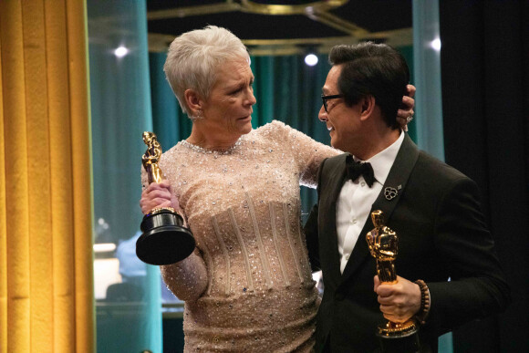 Jamie Lee Curtis et Ke Huy Quan - 95e édition de la cérémonie des Oscars à Los Angeles, le 12 mars 2023.