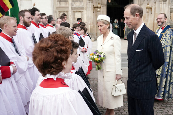 Edward et Sophie, quant à eux, seront accompagnés de leurs enfants James (15 ans) et Louise (19 ans)
Le Prince Edward, duc d'Édimbourg et Sophie Rhys-Jones, duchesse d'Édimbourg - Service annuel du jour du Commonwealth à l'abbaye de Westminster à Londres, Royaume Uni, le 13 mars 2023. 