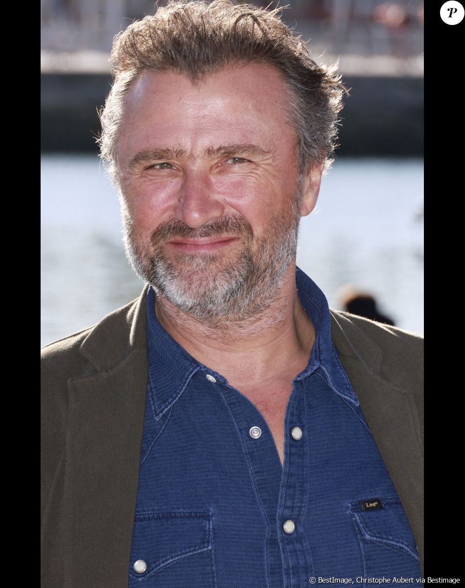 Alexandre Brasseur est beau-papa des deux enfants d'Isabelle Regond
Alexandre Brasseur DEMAIN NOUS APPARTIENT Le festival de fiction TV de La Rochelle samedi 17 septembre 2022. © Christophe Aubert via Bestimage