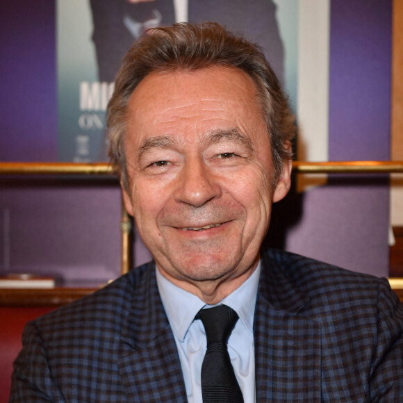 Michel Denisot - Cocktail pour la sortie du livre de Michel Denisot " On peut rire de tout, sauf en mangeant de la semoule" aux Deux Magots à Paris le 15 mars 2023. © Veeren/ Bestimage 