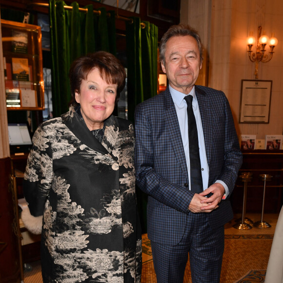 Roselyne Bachelot, Michel Denisot - Cocktail pour la sortie du livre de Michel Denisot " On peut rire de tout, sauf en mangeant de la semoule" aux Deux Magots à Paris le 15 mars 2023. © Veeren/ Bestimage 
